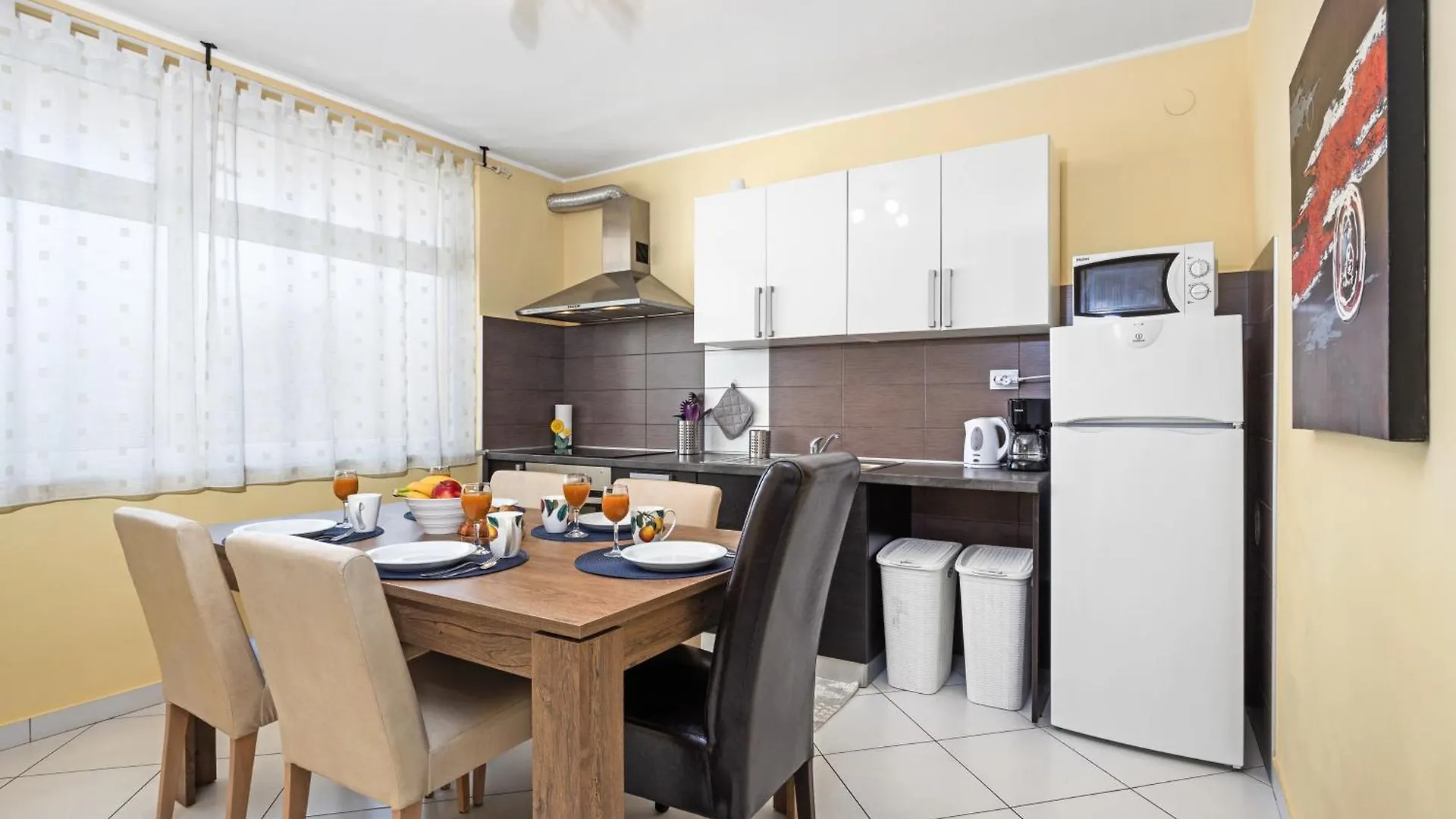 Apartment Seaview Arena プーラ