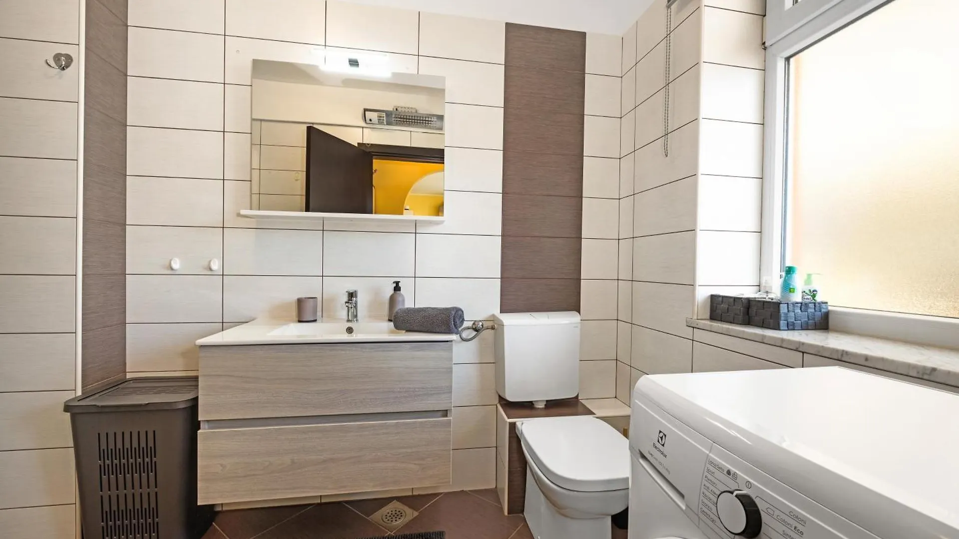 Apartment Seaview Arena プーラ